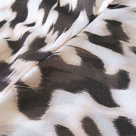 Calvin Klein abstract animal print flutter sleeve blouse - Picture 12 of 13